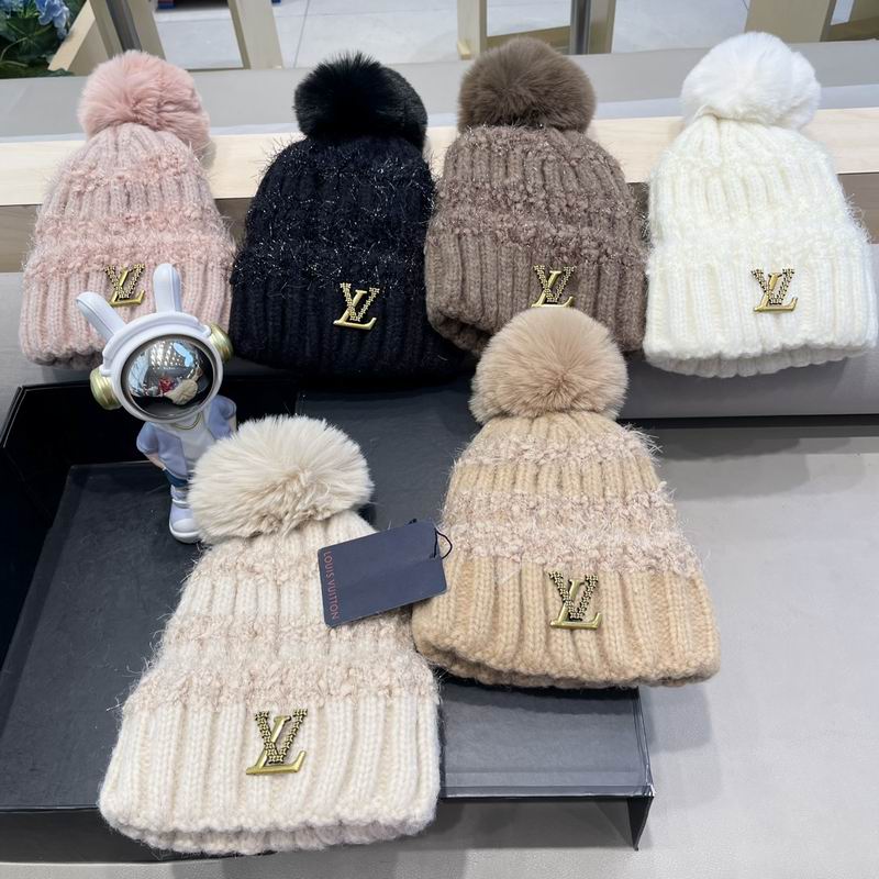 LV hat 010303